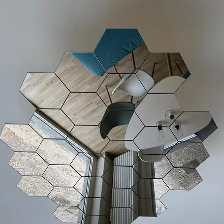 Lovingstresa In The Heart Of The Town Daire *