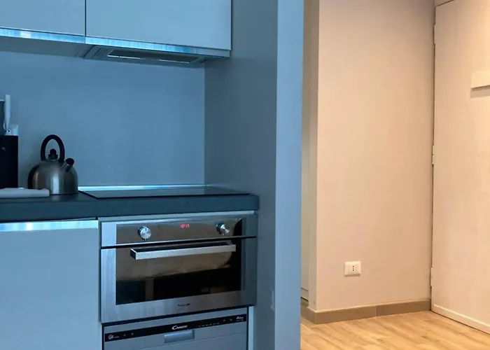 Lovingstresa In The Heart Of The Town * ستريزا