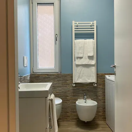 Lovingstresa In The Heart Of The Town Стреза