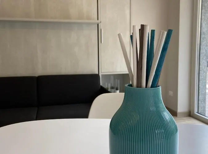 Lovingstresa In The Heart Of The Town * Stresa